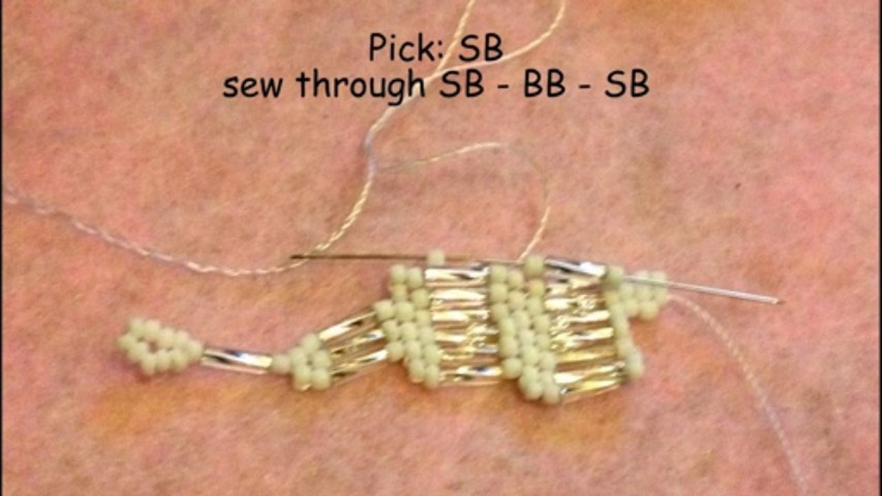 Tutorial, wedding cake or a christmas earrings/decoration.