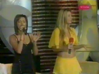 Tanja Savic i Vesna Djogani - Sama