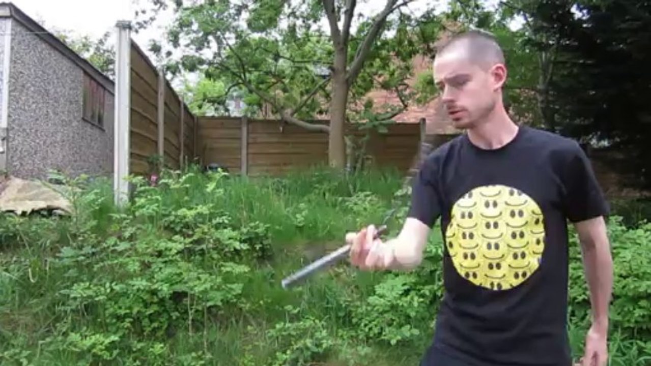 Shoulder pass to backward elbow pass with extra rotations [Freechaku / Freestyle Nunchaku]