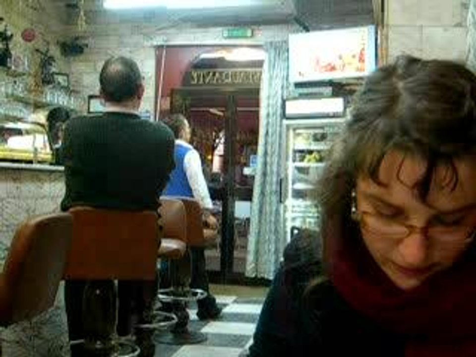 La télé du bar