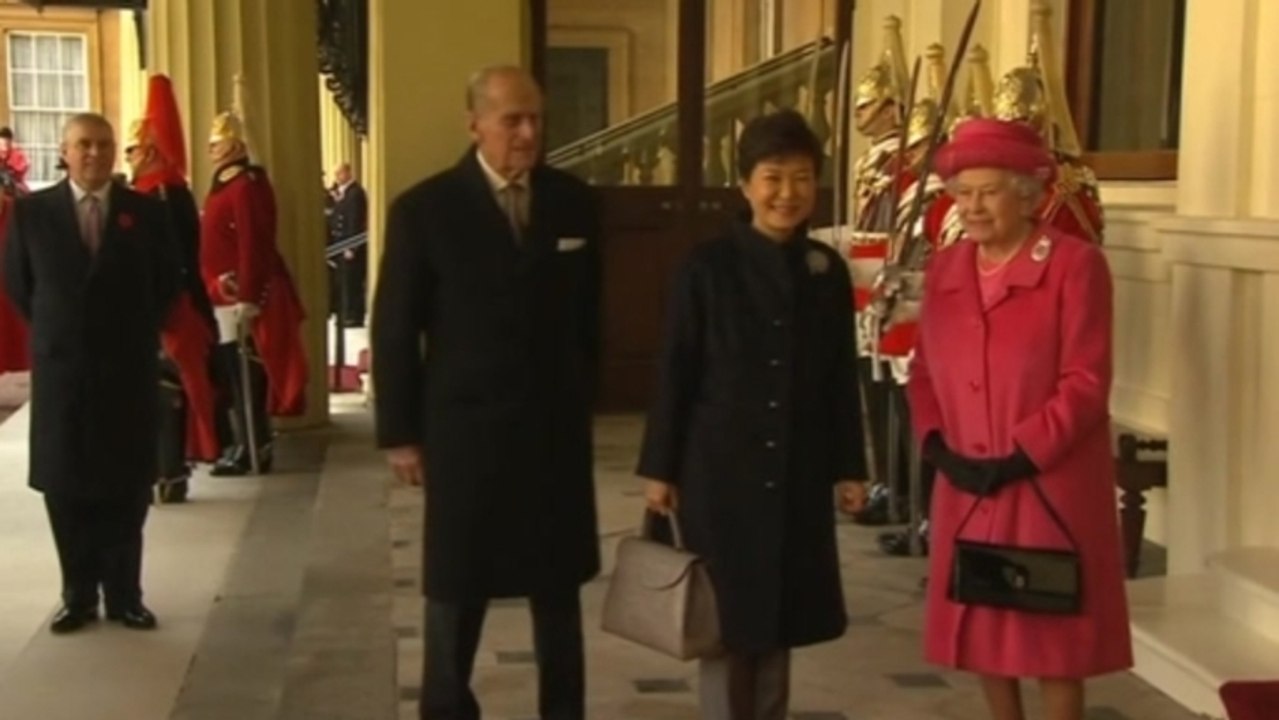 South Korean President attends ceremony to honoring British soldiers who served in Korean War