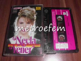 Necla Yener - Gücendi Yüregim -türküola