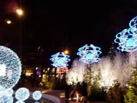 2012 Paris Illuminations Rond- point des Champs Elysées