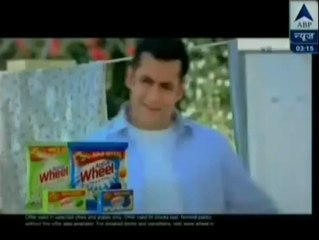 Aamna Shariff & Salman Wheel ad-1