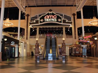 Shopping at Easton Town Center - Columbus Ohio