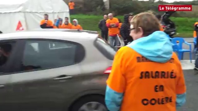 Marine Harvest. Barrage filtrant et distribution de tracts