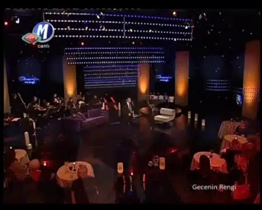 Uğur Çınar Potpuri Menekşe Gözler Hülyalı, Unutamam Seni, Pencereden Kar Geliyor