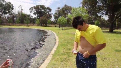 Crazy CHALLENGE : Pepper, Chili and Hot Sauce on his "private body part"... Insane!