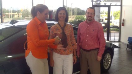 Sales Associate Stacy Gilder's First Sale