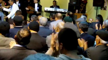 ALEVİ OZAN ALİ BABA - SIRADIŞI MÜFTÜ VE İMAM KOROSU KUTLU DOĞUMDA