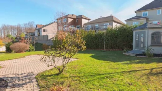 1098 Des Pins Avenue in Rockland