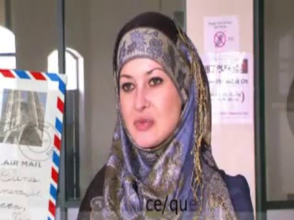 Nicole Queen- Converts after seeing Youtube videos on Islam - YouTube