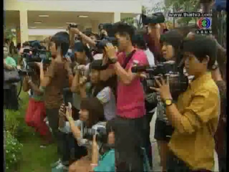 ทองเนื้อเก้า - สีสันบันเทิง 12 พ.ย 55