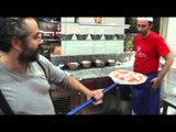 Napoli - La pizzeria della ''Terra dei fuochi'' (06.11.13)