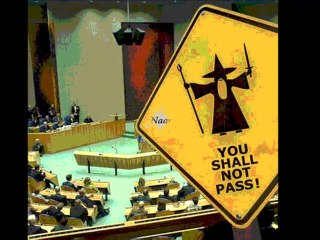 De politiek, gegarandeerd feitenvrij