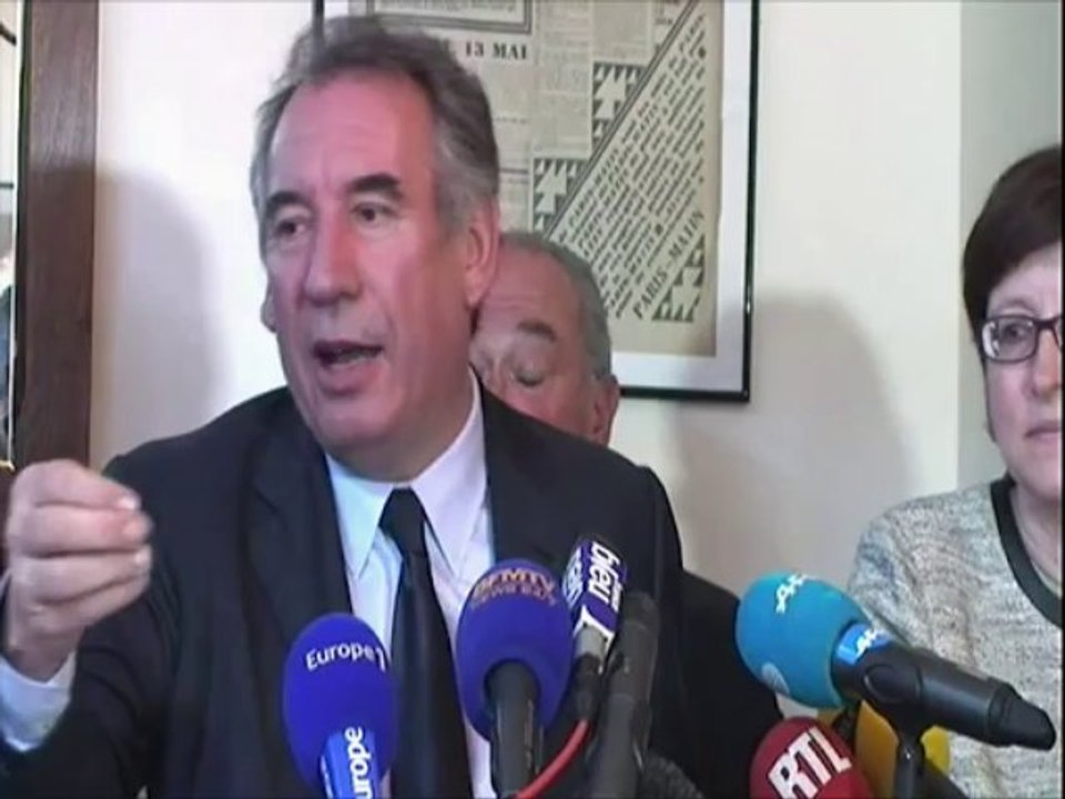 François BAYROU - Conférence de Presse du 7 novembre 2013 - Municipales 2014 à PAU