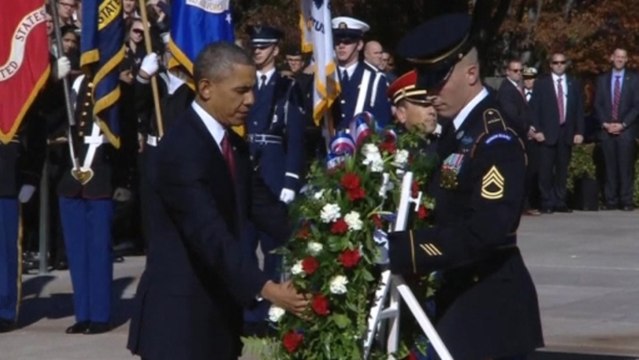 Obama lays wreath to honor veterans
