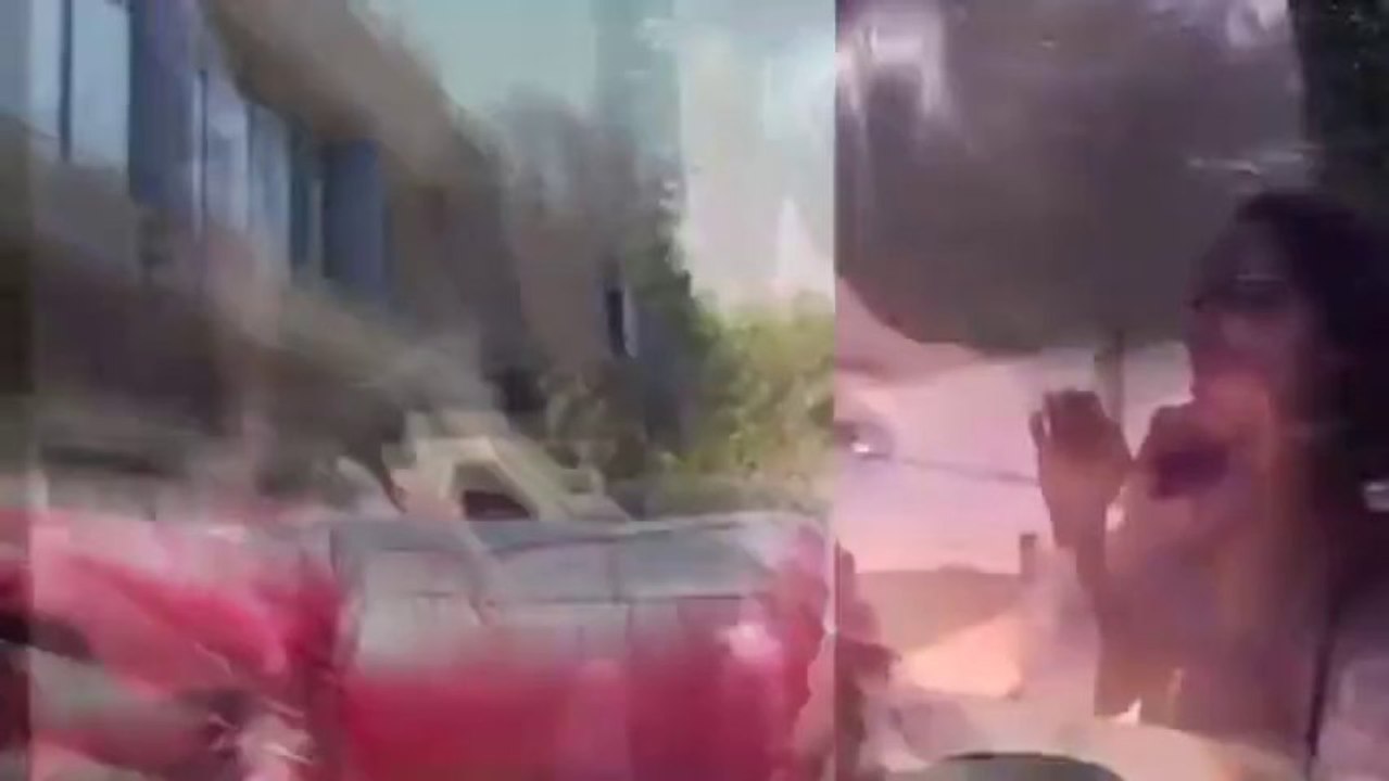 Proposing a Girl in a very Special way.. Must Watch
