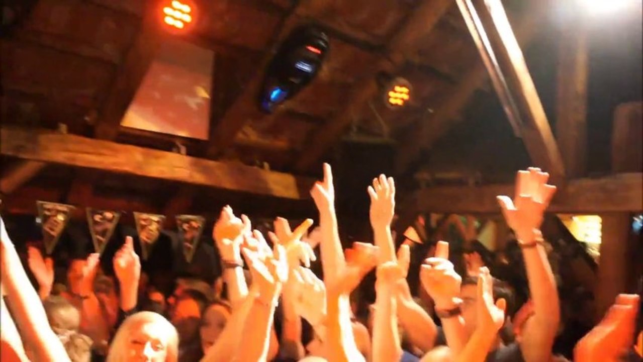 ALMKLAUSI  am  2.11. 2013 in der NINA