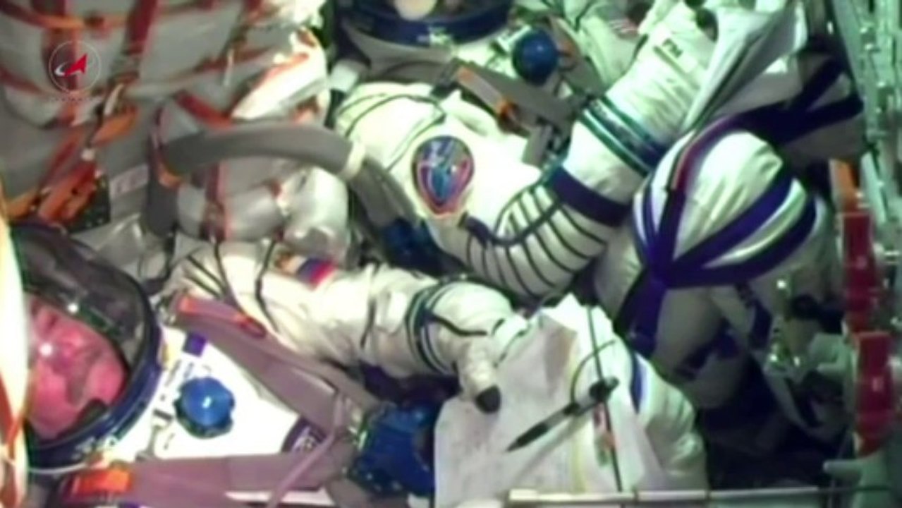 Russia launches Sochi Olympic torch into space