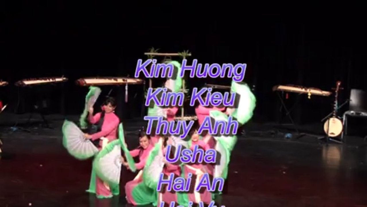 11. Danse D'éventail - Ensemble de TTD