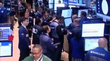 Wall Street tumbles as Twitter takes flights