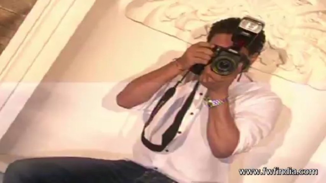 Beat Bullet- Shah Rukh Khan is open to working with Salman Khan