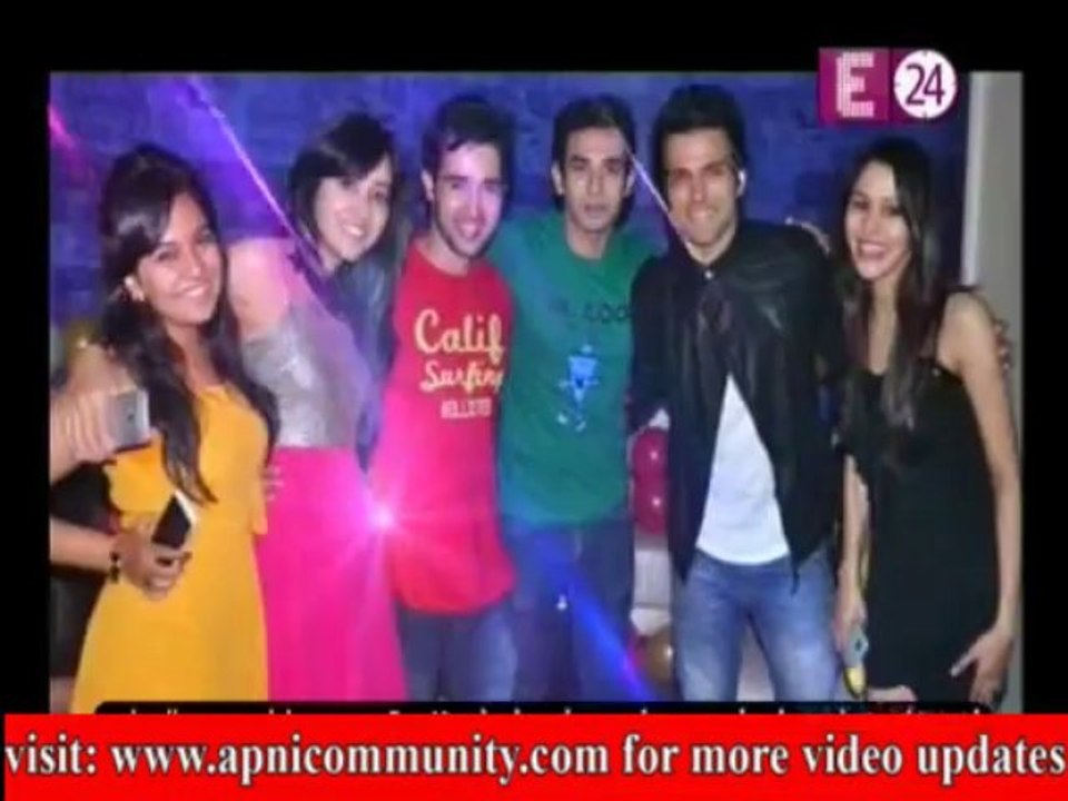 Ritwik Ki Birthday Party Mein Pahunche Vivian Aur Vahbiz-08 Nov 2013