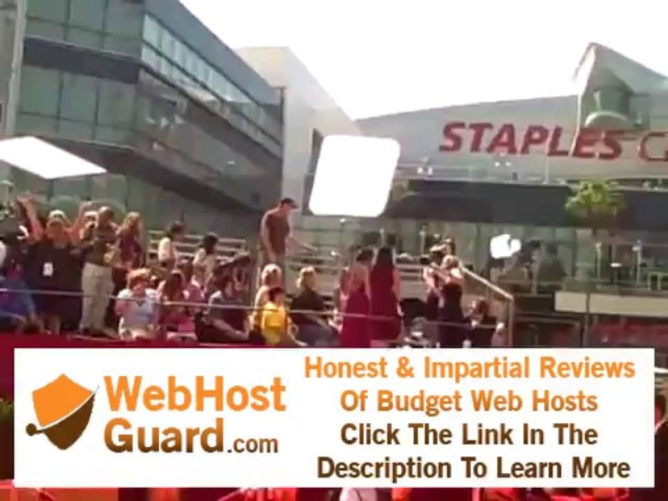 Maria Hosting TV Guide Emmy's Red Carpet