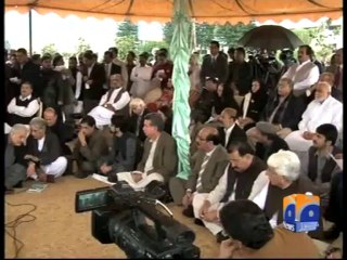 Outside parliament session Ends-08 Nov 2013