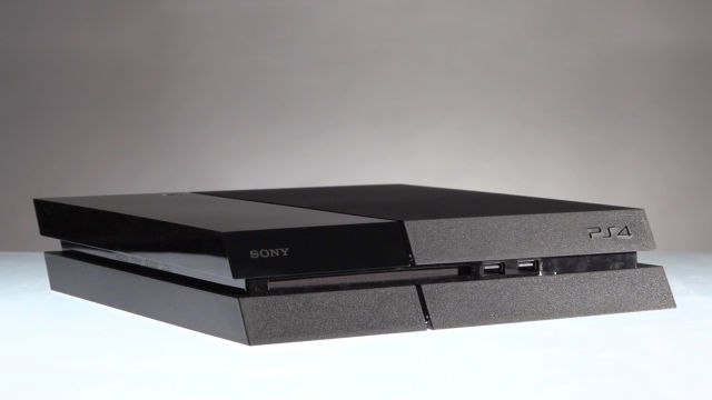 Gadget Lab - PlayStation 4: Unboxing the New Game Console
