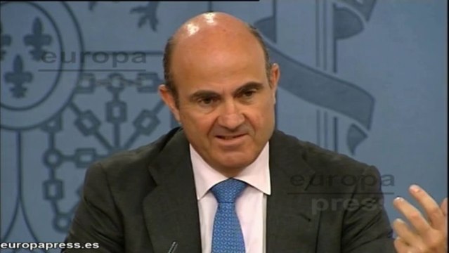 De Guindos: Gobierno ni apoya ni veta a nadie