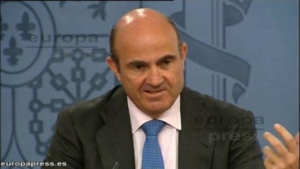 De Guindos: "Gobierno ni apoya ni veta a nadie"