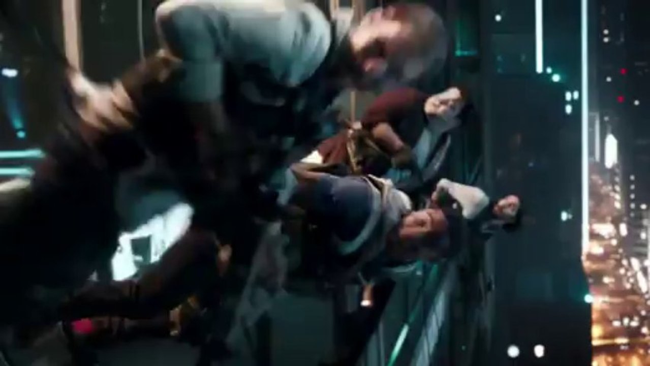 Megan Fox_Call_of_Duty_Ghosts_Live_Fragman