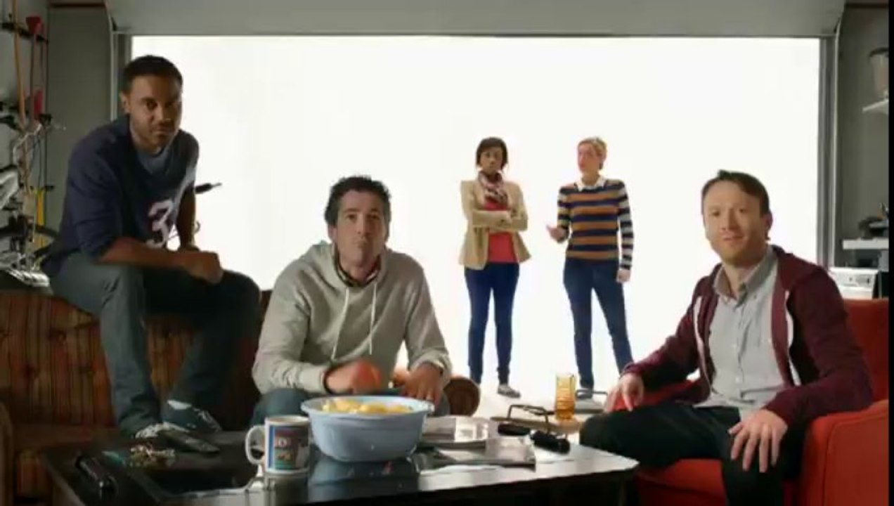 Publicité de Cellcom Communications -  Bell Télé Fibe - « Le temple »