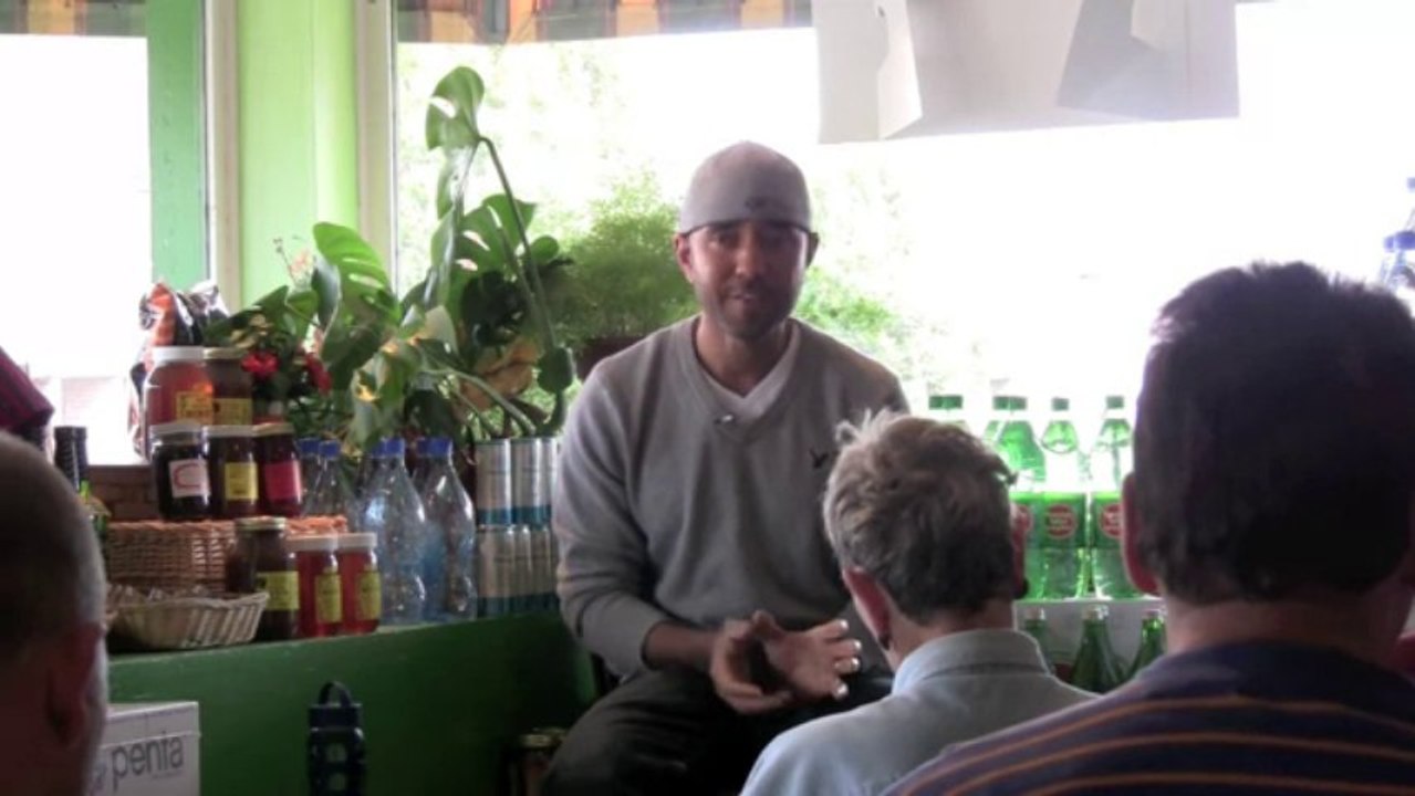 Longevity Secrets of Honey, Bee Pollen, and Royal Jelly