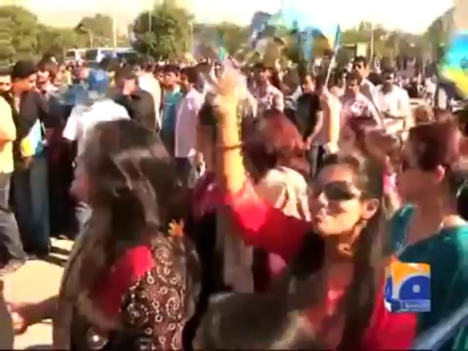 Pakistan Idol 20 Sep 2013 - Pakistan Idol Audition - Pakistan Singers are Joining Pakistan Idol 2013 By GlamurTV