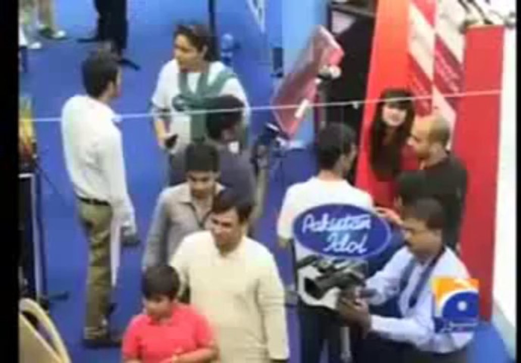 Pakistan Idol 1st Auditions Lahore (1 Oct 2013) - Pakistani Idol By GlamurTv
