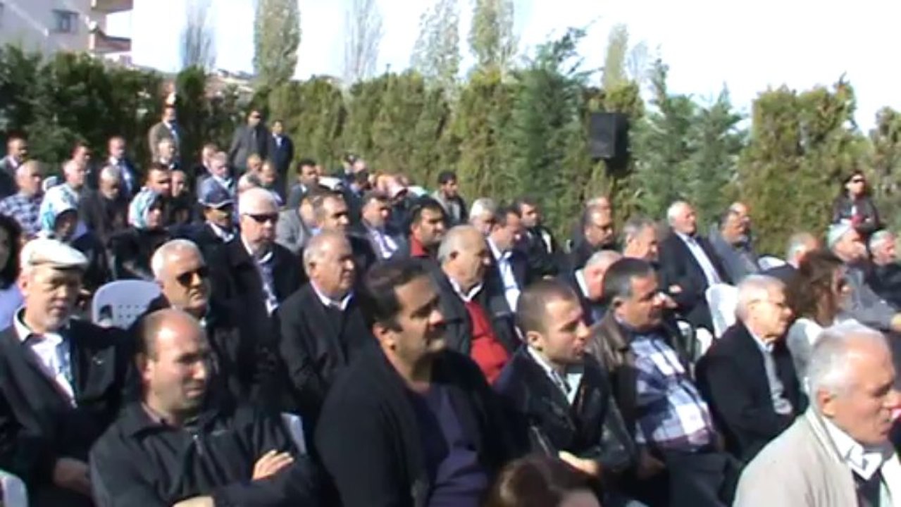 YALOVA MİLLETVEKİLİ TEMEL COŞKUN'UN ÇİFTLİKKÖY KELEBEK ÇAYIRI CAMİİ TEMEL ATMA TÖRENİNDEKİ KONUŞMASI VİDEOSU