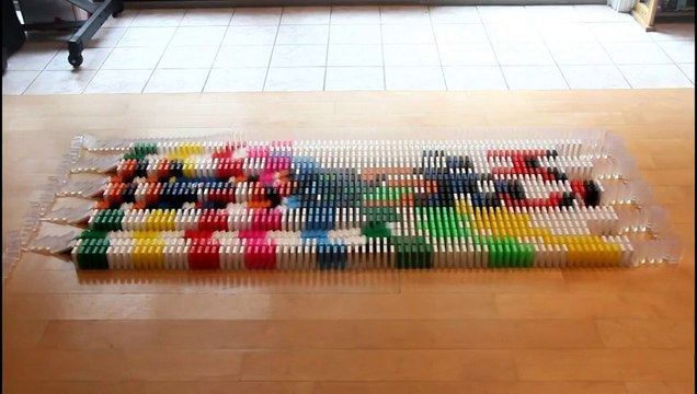 DOMINO : Le trick le plu fou jamais fait : 4 mois de préparation, 20 000 dominos!