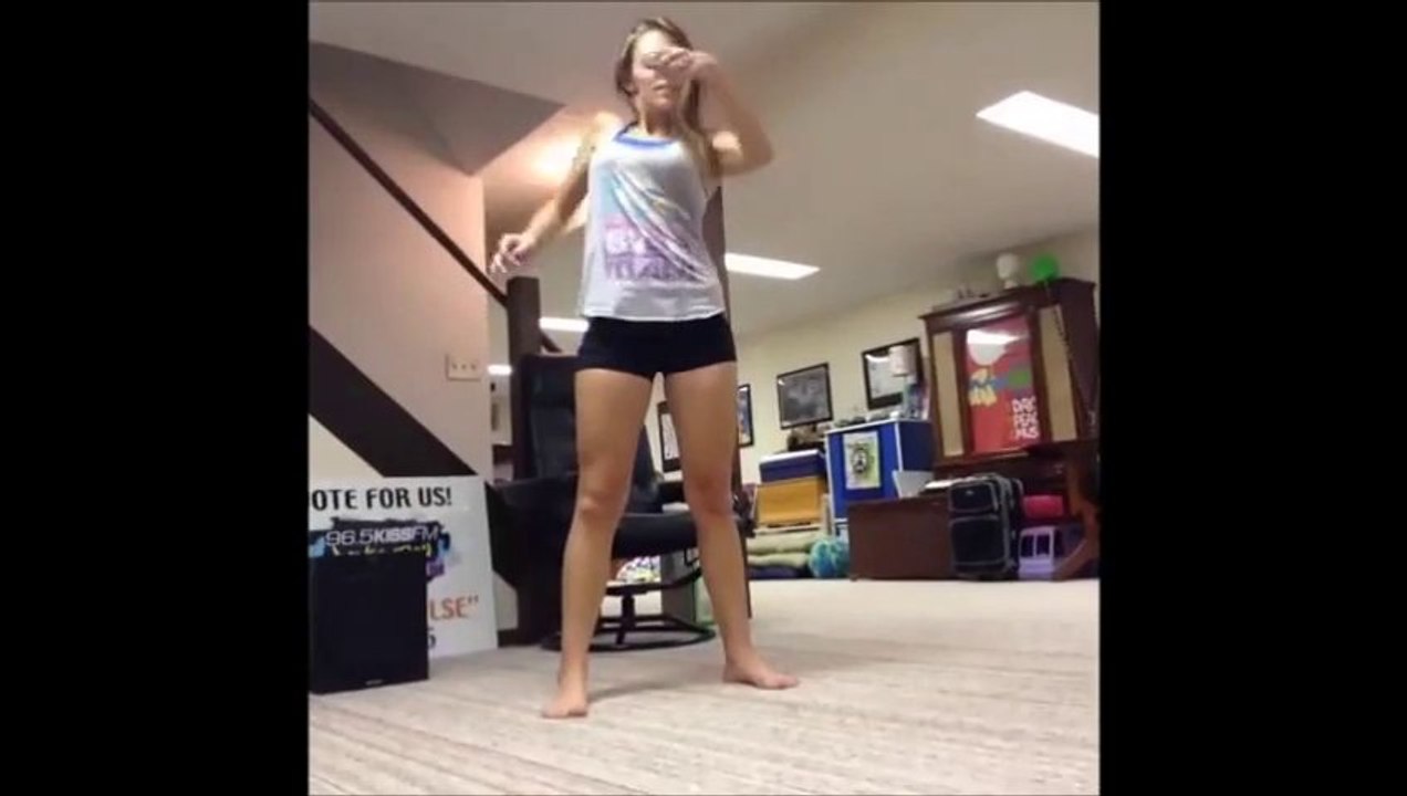 Sexy Teen Dance