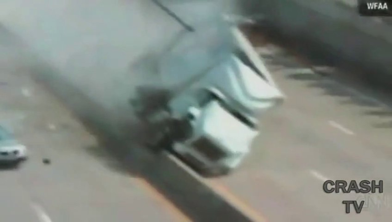 Most VIOLENT and Fatal Truck Crashes!