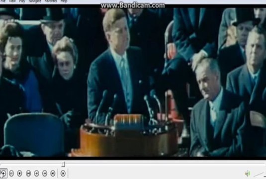 Proyecto de Observatorio de Redes Sociales - Transmedia - Viewer Discretion is advised