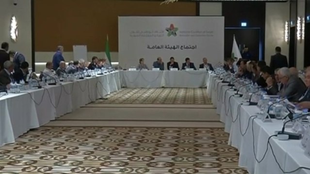 Syrian opposition awaits invitation to Geneva peace talks
