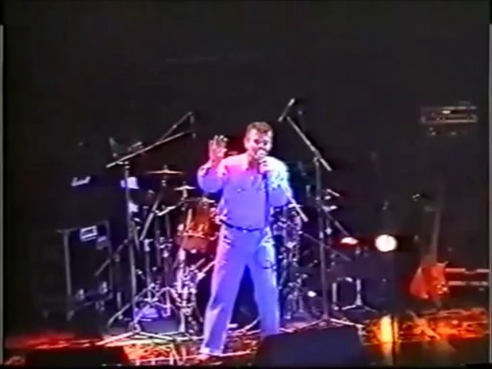 Michel Corringe - Je descendrai - Concert au foyer G. Brassens à Beaucourt - 02 février 1999