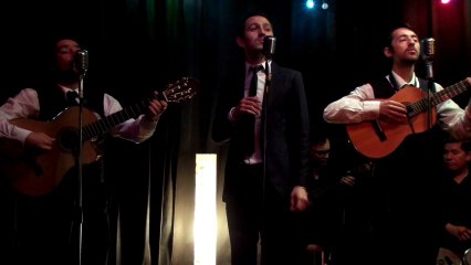 LA FLOR DEL RECUERDO: Besame Mucho