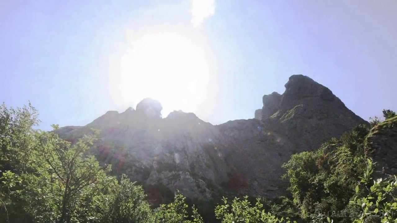 Ascension du Bugarach...