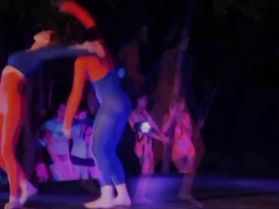 Trait d'union, spectacle de danse contemporaine