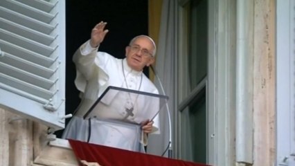 Pope prays for the people of the Philippines