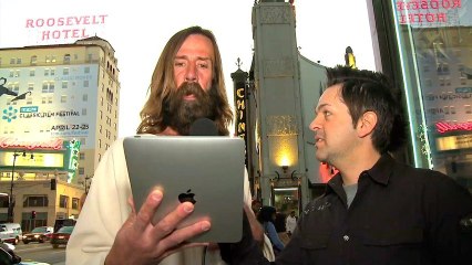 Jesus Reviews iPad 1st Generation
